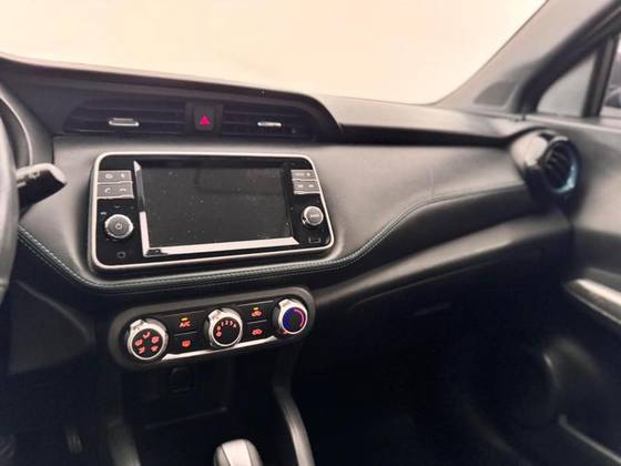 NISSAN KICKS 1.6 16V FLEXSTART UEFA CHAMPIONS LEAGUE 4P XTRONIC